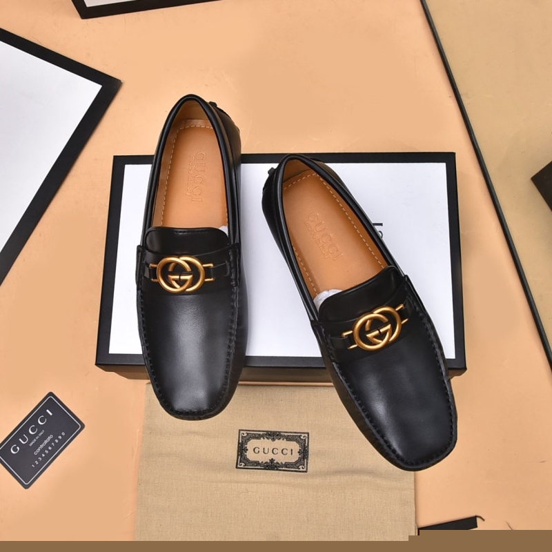 G*u*i leather shoes